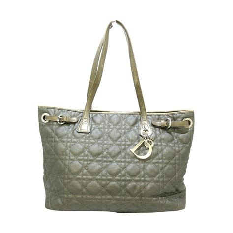 dior zielony